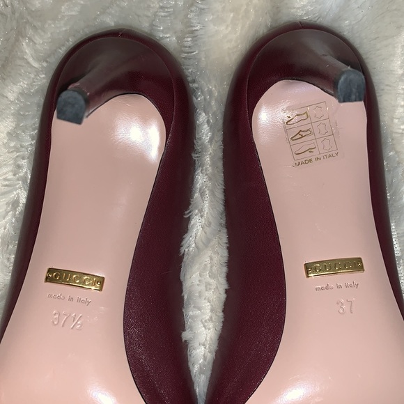 🏆🎖SOLD ELSEWHERE!🎖🏆Gorgeous Gucci Brown Stud Toe Heels TWO SIZE SHOES - Picture 2 of 9